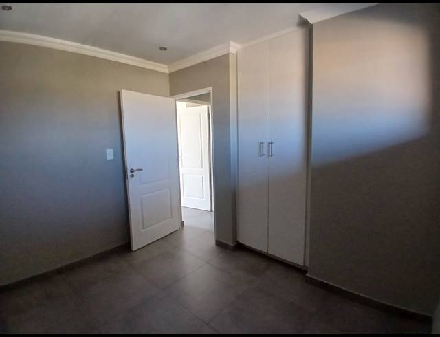 2 BEDROOM TOWNHOUSE FOR SALE IN ALBEMARLE